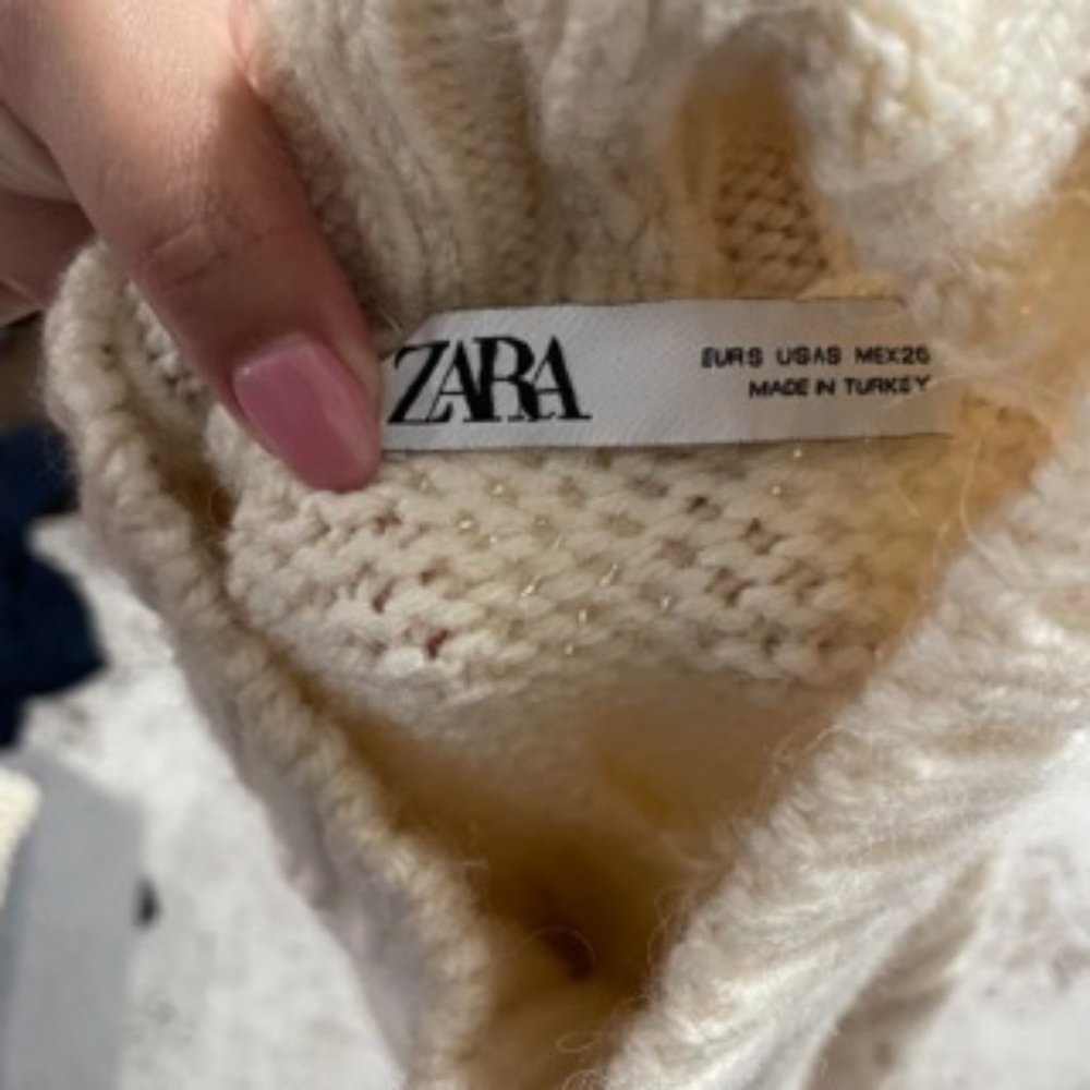 Zara Cable-Knit Cape - Cream White/Small - Picture 2 of 4